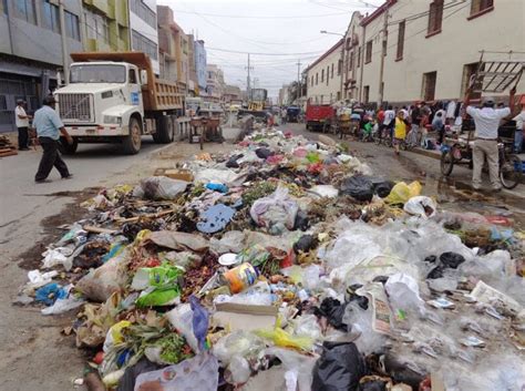 Municipalidad De Chiclayo No Recoge Toneladas De Basura Al D A Por