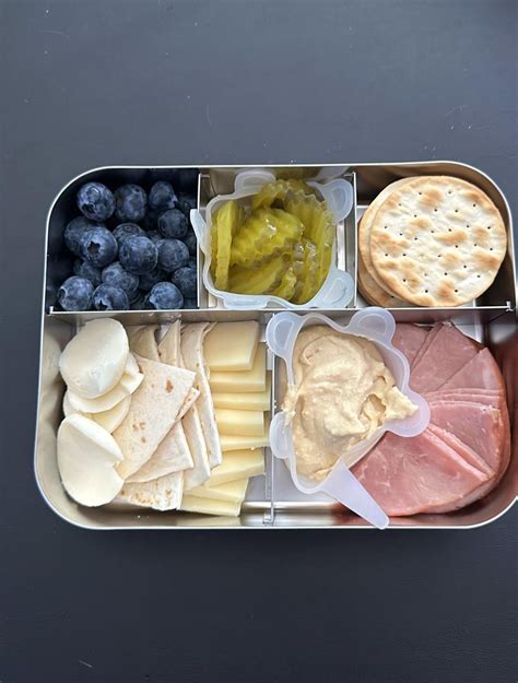 Decided to try out making adult lunchables : r/Adultlunchables