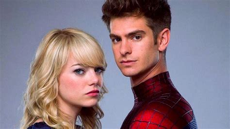 Spider Man S Andrew Garfield Explains Why Modern Love And Sex Are Misguided