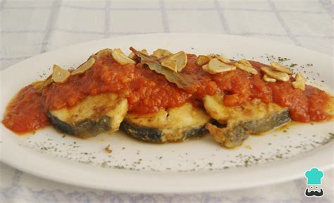 Pescada Frita Molho De Tomate