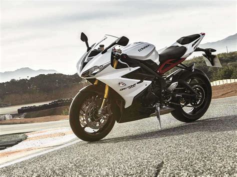 Triumph Daytona 675 Wallpapers Wallpaper Cave