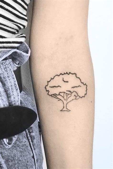 Minimalist Tree Tattoo Design - img-omnom