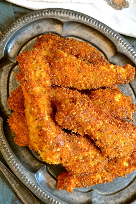 Crispy Fried Chicken Fingers with Homemade Blue Cheese Dipping Sauce (1 ...