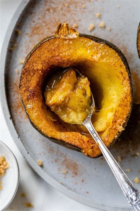 Roasted Acorn Squash With Brown Sugar