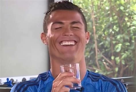 Cristiano Ronaldo Geser Coca Cola