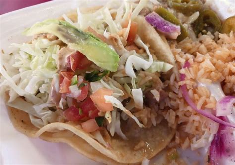 BEST EATS Hot Cheetos Quesadilla And Fish Tacos At Mr Avocados KGET News