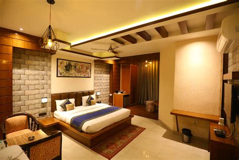 Insight And Outsight View Hotel Grand Kailash