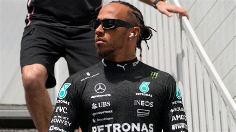 Lewis Hamilton Won T Quit F1 Says Jenson Button He S Still Hungry To Win Another World