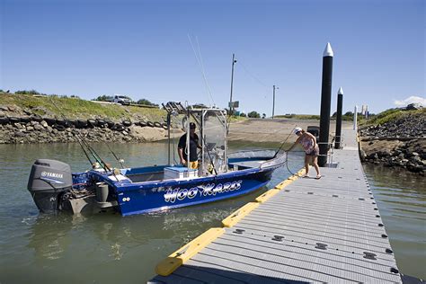 Coffs Harbour Boat Ramp Pontoon Floating Pontoon To Improv Flickr