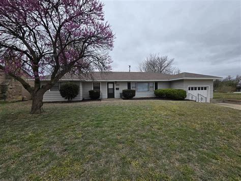 1415 W Owen K Garriott Rd Enid OK 73703 Realtor