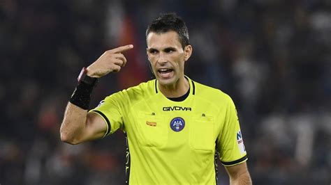 Cagliari Monza I Voti Dei Quotidiani Sportivi Per L Arbitro Marchetti