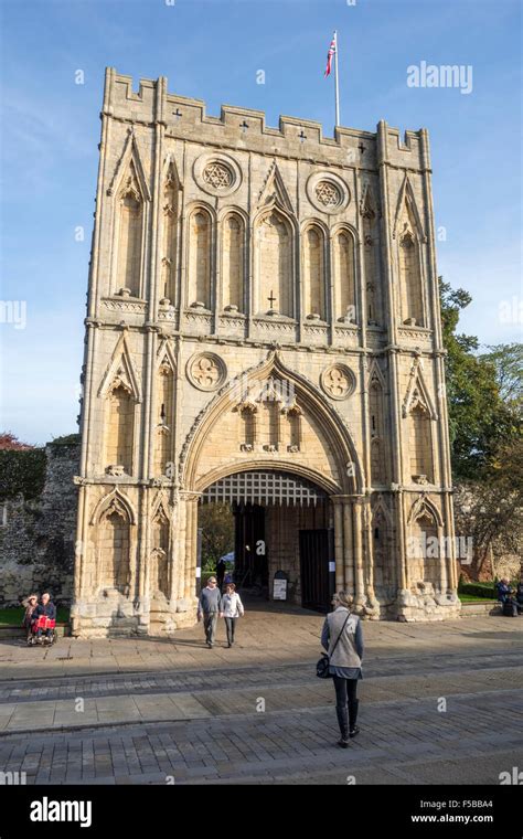 The Abbey Gate Bury St Edmunds Stock Photo Alamy