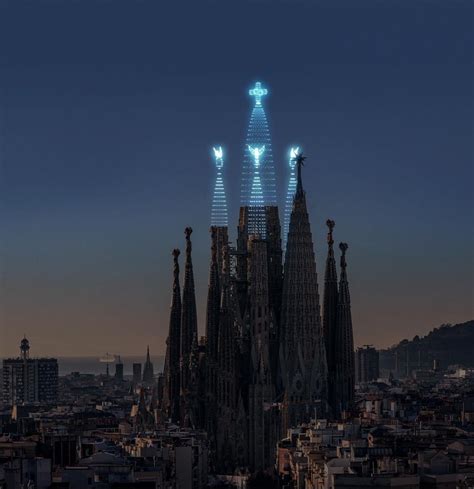 El Boig de Can Fanga on Twitter La Sagrada Família acabada amb drons