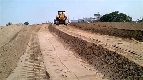 Haciendo Terraplen Tractor D 8 YouTube