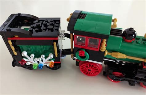 LEGO MOC Lego Winter Holiday Train PoweredUp by ewabob | Rebrickable - Build with LEGO