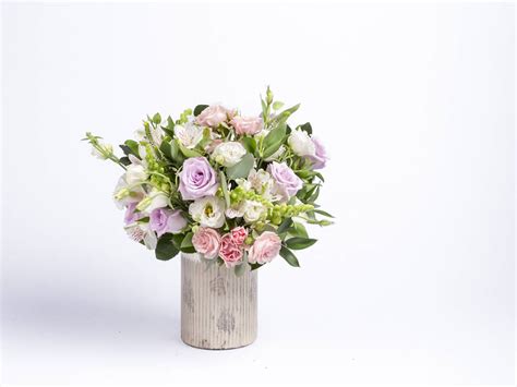 10 Cheap Flower Delivery Services in the USA for 2024 | USA Online Florists