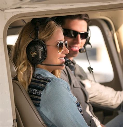 Guide To The Best Aviation Headsets For Pilots In