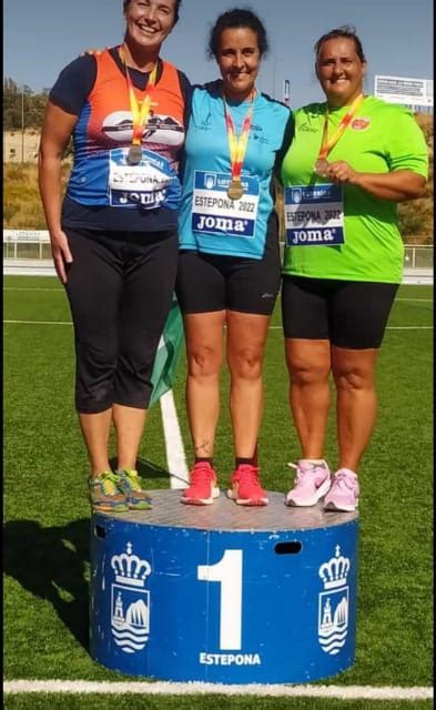 Landaluce felicita a la atleta algecireña María Teresa Boza por su