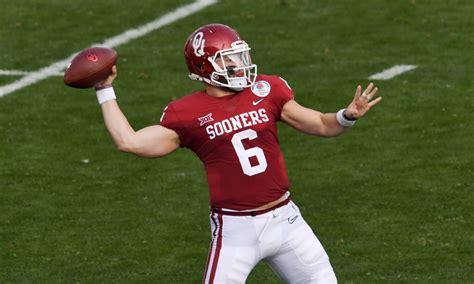 Ou Unveils Baker Mayfield Statue That Looks Nothing Like Him