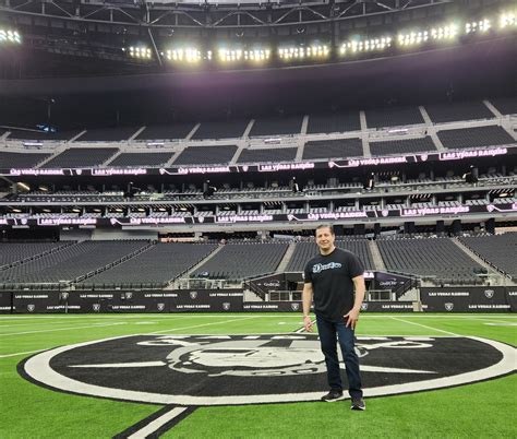 Las Vegas Raiders Tour- Allegiant Stadium | Slight Return® USA ...