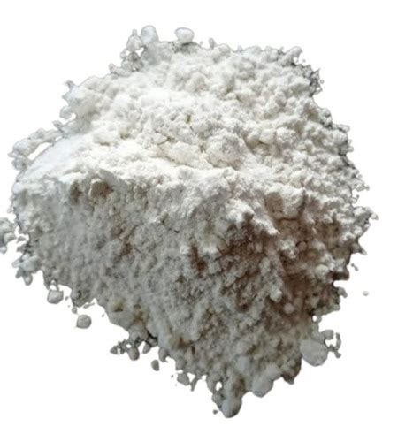 Chemical Compound 90 White Colour Barium Nitrate In Powder Form At