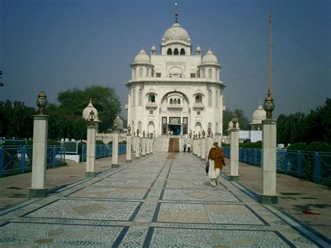 10 Historic Delhi Gurudwaras You Should Know Sikhheros Chronicles Of Culture News And