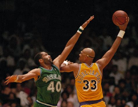 Skyhook De Kareen Abdul Jabbar El Movimiento Más Icónico De La