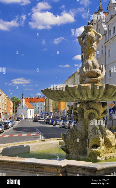 Opole Brunnen Fotos Und Bildmaterial In Hoher Aufl Sung Alamy