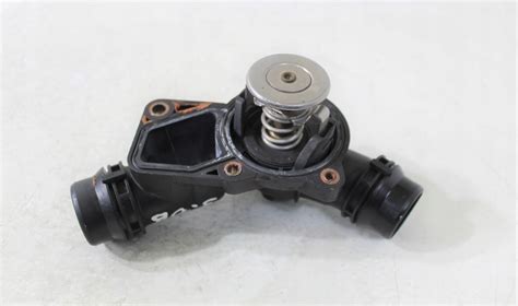 Obudowa Termostatu KrÓciec Bmw E46 E39 E60 M54 13188036884 Oficjalne Archiwum Allegro