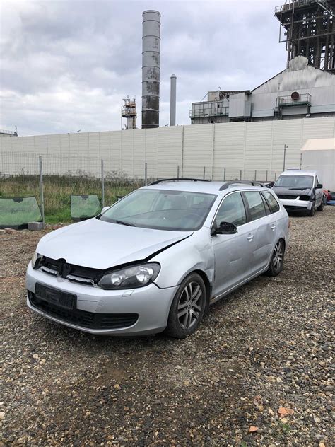 Dezmembrez Vw Golf 6 Combi 1 6tdi Tip Cay Cutie De Viteza Autmata Targu Mures • Olx Ro