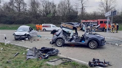 Zwei Tote Bei Unfall Auf Landstra E Bei Steinheim An Der Murr Swr Aktuell