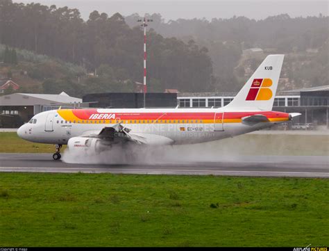 Iberia Airbus A Ec Kub By Maqui La Coru A Spain