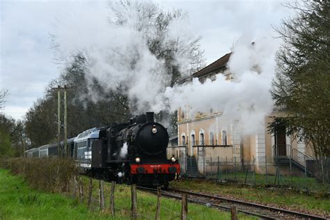 Week End De P Ques Dans Le Morvan Train Vapeur D Auvergne