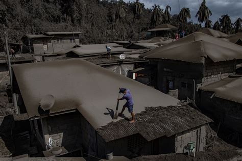 Taal Volcano Eruption Photographer Recounts Ash And Chaos Time