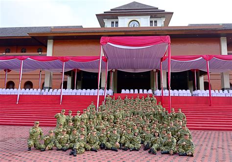 Sekretariat Kabinet Republik Indonesia Retreat Kabinet Merah Putih