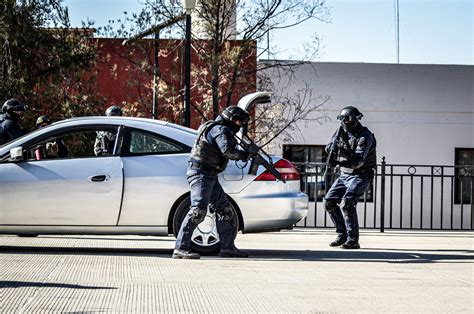 Detienen PEP y Policía Municipal a dos hombres por la posesión de