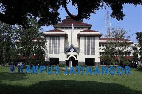 Simak Biaya Kuliah Di ITB Jalur SNBP Gambaran Siswa Kelas 12 Untuk