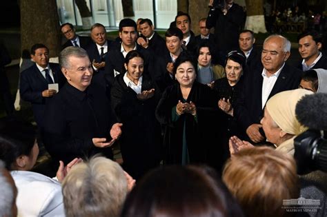 Shavkat Mirziyoyev Yashil Makon Loyihasi Doirasida Kuzgi Daraxt Ekish