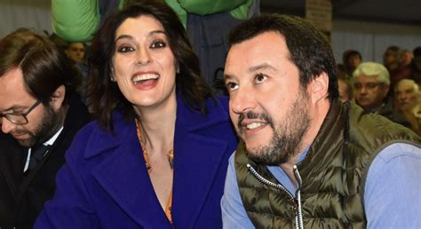 Elisa Isoardi Il Selfie Con L Ex Compagno Matteo Salvini Non Lo Rifarei