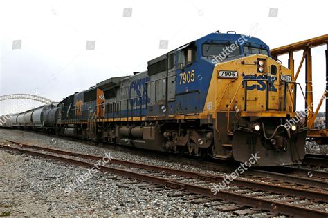 Csx Freight Trains Pass Downtown Pittsburgh Editorial Stock Photo