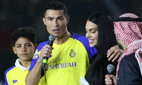 Sorpresa Non è Cristiano Ronaldo Il Calciatore Più Ricco Del Mondo C