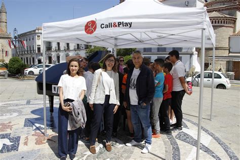 Alumnos Y Alumnas De Los Centros Educativos De Hinojosa Del Duque Han