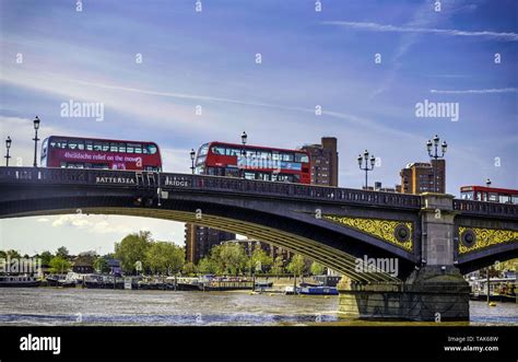 Battersea Bridge, London Stock Photo - Alamy