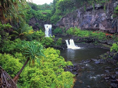 Pipiwai Trail at Maui, Hawaii - Hawaii on a Map