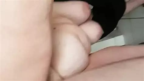 Elle Se Defonce Et Explose Jouissance HD Porn B XHamster