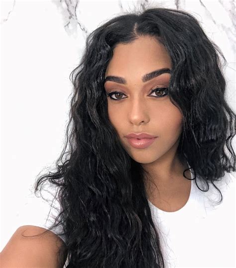 Jordyn Woods Natural Makeup And Beach Wave Hair Hair Extension Brands