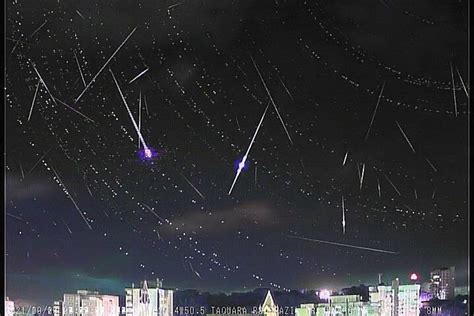 Chuva de meteoros Oriônidas dá espetáculo no céu nessa quinta Metrópoles