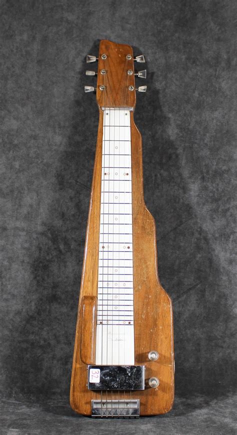 Lot Magnatone Troubadour Lap Steel Guitar