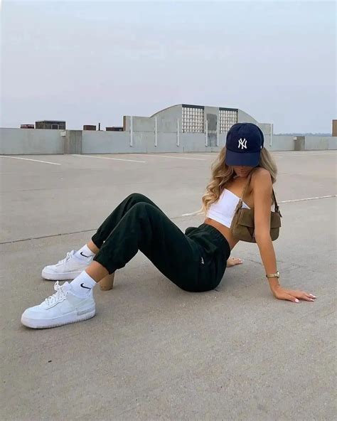 50 Sporty Outfits Which Will Make You Confident And Really Trendy Artofit