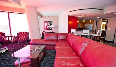 Elara One Bedroom Suite